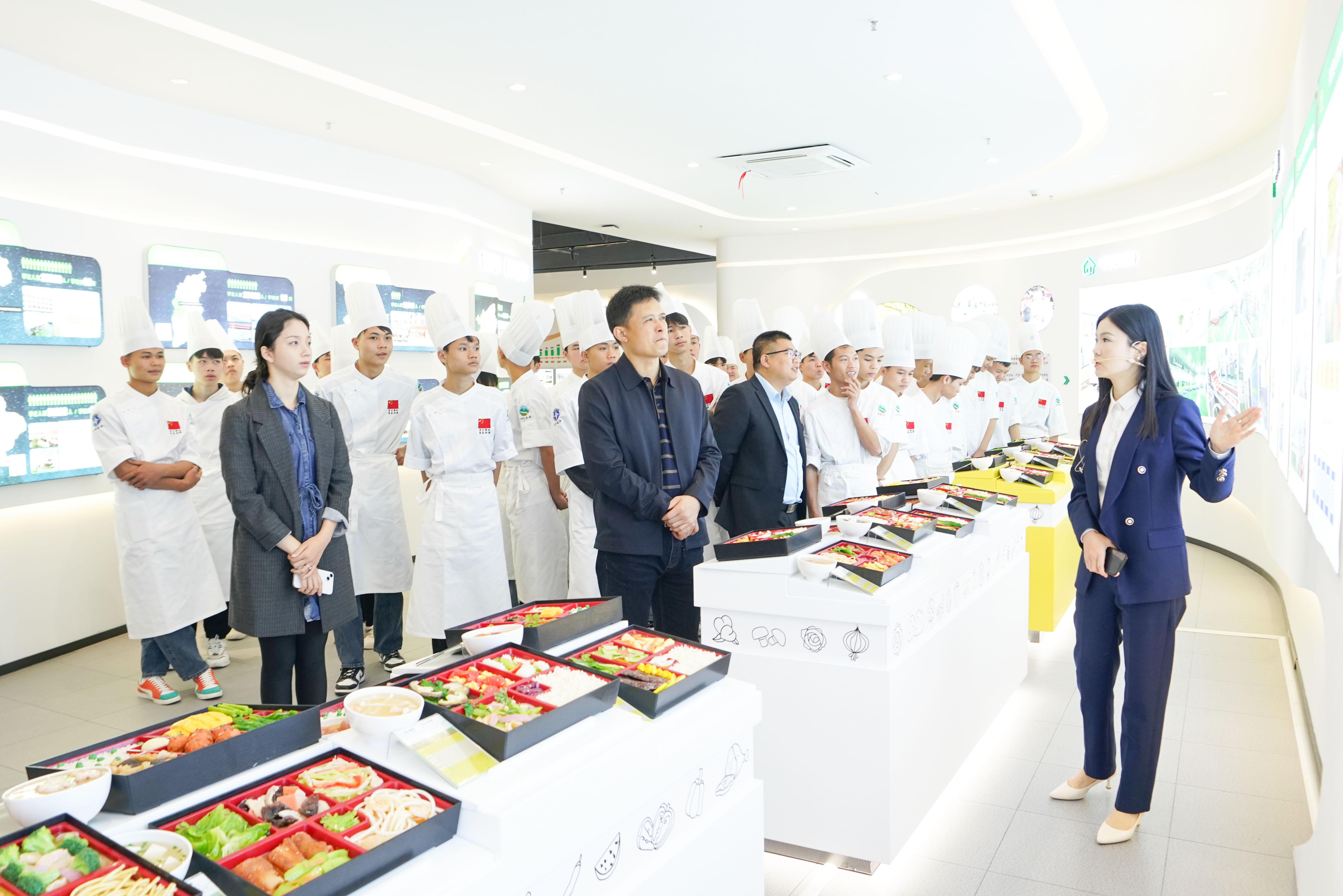 1678698953174528.jpg 1678698953174528.jpg