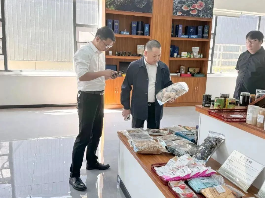 1698651026176979.png 1698651026176979.png